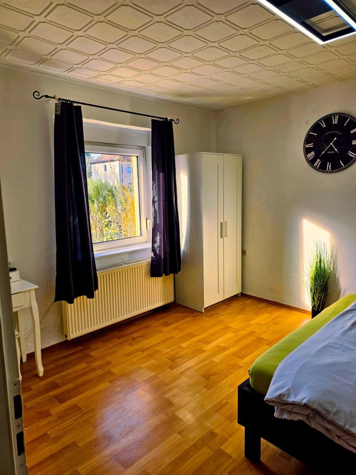 B&R Ferienhaus In Der Naehe Des Flughafens Nuremberg ภายนอก รูปภาพ