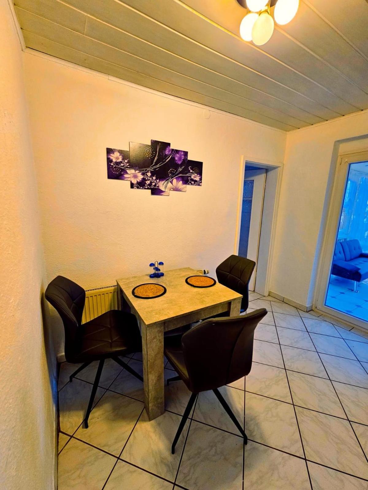 B&R Ferienhaus In Der Naehe Des Flughafens Nuremberg ภายนอก รูปภาพ